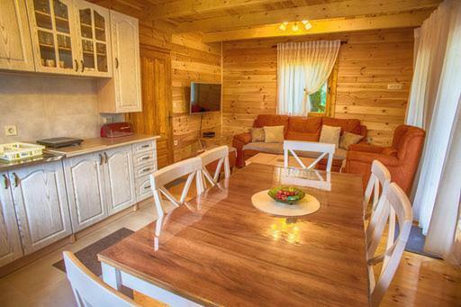 Guest House Mickovic Žabljak Exteriör bild